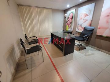 Vendo Casa En Excelente Ubicacion - Urb San Andres Frente A La Unt  ID 1090109