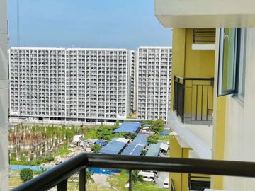 Modern Semi Furnished Condo Unit for Sale in Pasay City near Mall of Asia, Solaire Resort, Okada Manila, and Blue Bay Walk