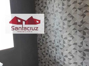 CASA EN VENTA CON HERMOSOS ACABADOS EN MIRAFLORES
