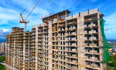 METRO MANILA High End Condo Modern Minimialist Condo near Hotel Mall Resturants and Airport Hospital School Office  HIGH END BUT AFFORDABLE CONDO IN S