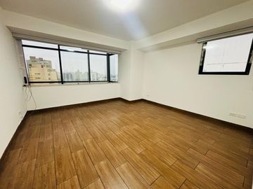 DEPARTAMENTO DUPLEX EN ALQUILER. SAN ISIDRO. CENTRO FINANCIERO. ZONA EMBAJADAS