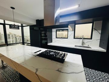 DEPARTAMENTO DUPLEX EN ALQUILER. SAN ISIDRO. CENTRO FINANCIERO. ZONA EMBAJADAS