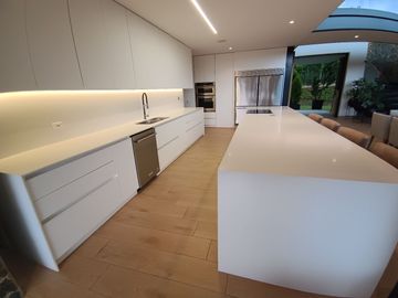 Modern and Luxurious Home Next to Club Campestre Llanogrande