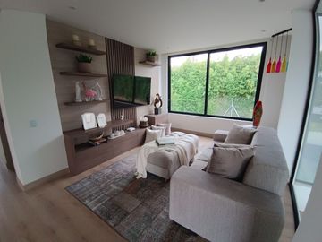 Modern and Luxurious Home Next to Club Campestre Llanogrande