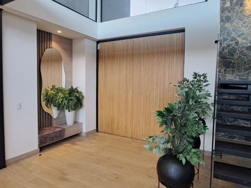 Modern and Luxurious Home Next to Club Campestre Llanogrande