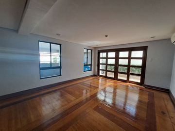 4 Bedrooms For Sale in BF HOMES
