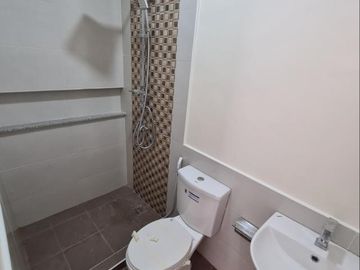 Beautiful Classic Design House and Lot For Sale in Antipolo with 3 Bedroom and 3 Toilet & Bath PH2509