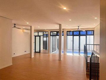 Brand new Ayala Alabang Modern Bungalow house with 6 Cara Garage