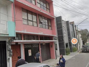 Casa en Venta en Toluca Centro, Oportunidad Comercial.