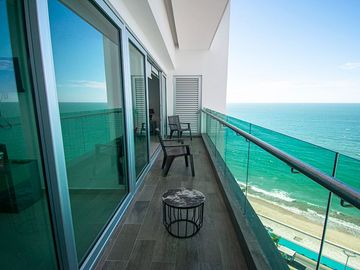 VENTA- Departamento ubicado en Torre Eme con una vista increible