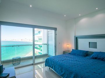 VENTA- Departamento ubicado en Torre Eme con una vista increible
