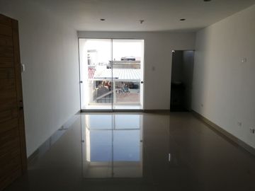 DEPARTAMENTO EN VENTA - URB. SANTA MARÍA DEL PINAR - PIURA
