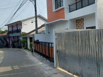 Dijual Rumah Di Sukmajaya Depok Dekat Alia Hospital Depok, Stasiun Depok