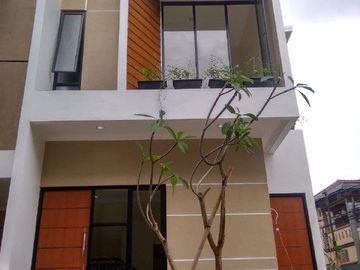 Rumah AD Condet, SIAP HUNI Murah Mewah New, Blekambang Kramatjati DKI Kota Jakarta Timur Jual Dijual