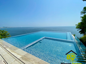 Departamento en venta de 4 recámaras en Acapulco Diamante