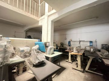 PROPIEDAD EN VENTA EXCELENTE PARA PEQUEÑA FABRICA O PARA BODEGA DE ALMACENAMIENTO CON EXCELENTE UBICACION