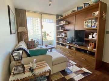 Excelente Departamento Av. Holandesa