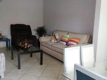VENTA CASA SOLA EN FRACC. JARDINES  DE AHUATLÁN CUERNAVACA