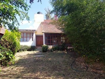 $2.600,000.00 CASA PARA REMODELAR EN CONDOMINIO EN RANCHO CORTÉS .T=282M2