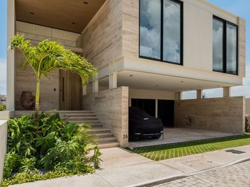 Casa en Venta Puerto Cancún