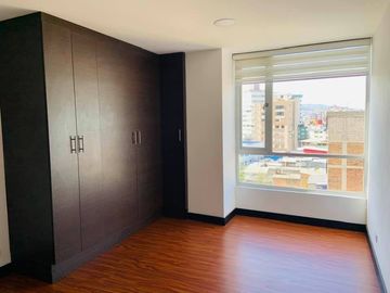 VENDO SUITE EDIFICIO PLAZA 10 - HOME REALTORS BY MONICA MIRANDA