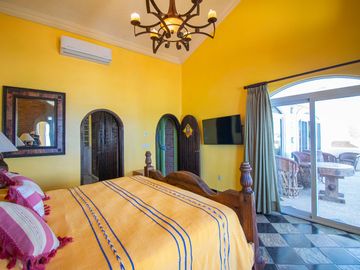 VENTA- Casa frente al Mar, El Delfín, Mazatlán