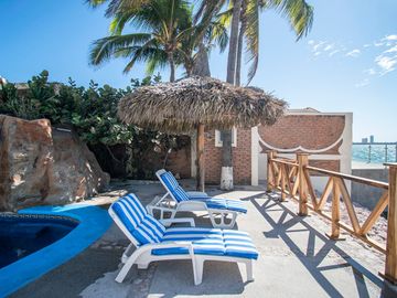 VENTA- Casa frente al Mar, El Delfín, Mazatlán