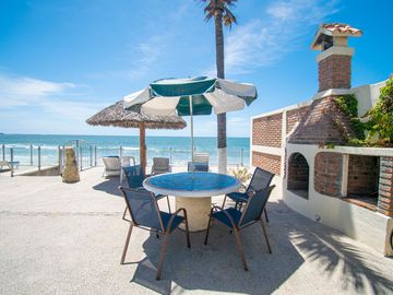 VENTA- Casa frente al Mar, El Delfín, Mazatlán