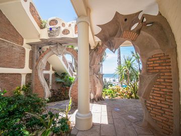 VENTA- Casa frente al Mar, El Delfín, Mazatlán