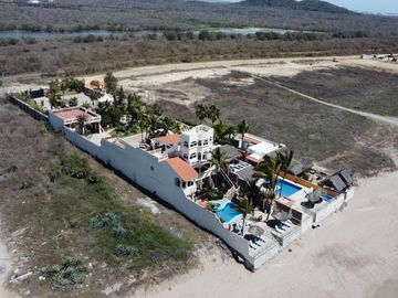 VENTA- Casa frente al Mar, El Delfín, Mazatlán