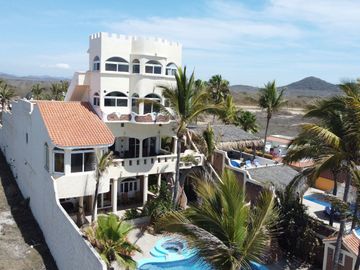 VENTA- Casa frente al Mar, El Delfín, Mazatlán