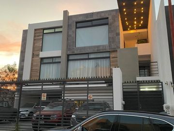 VENTA DEPA LOMAS DEL TEC $3,650,000