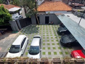 RUMAH at Jl BENDA ATAS, KEMANG, AMPERA