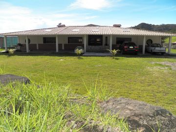 QUINTA EN VENTA EL GUARANGAL GUALLABAMBA VIA A TABACUNDO