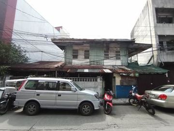Residential House in Makati near Ayala Mall Circuit, 365sqm, 45M