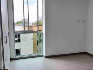 Apartamento cerca a múlticentro ( vista exterior)