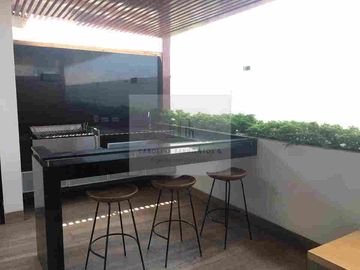 VENTA DE HERMOSO DUPLEX EN MONTERRICO CHICO, SURCO