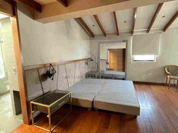 VENTA DE HERMOSO DUPLEX EN MONTERRICO CHICO, SURCO