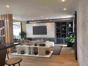 VENTA DE HERMOSO DUPLEX EN MONTERRICO CHICO, SURCO