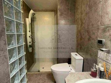 VENTA DE HERMOSO DUPLEX EN MONTERRICO CHICO, SURCO
