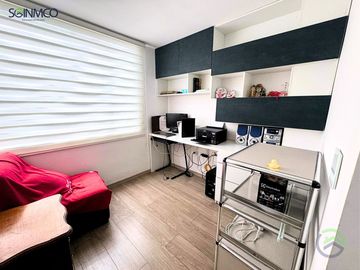 EN VENTA HERMOSA CASA EN PARQUES DE LA GALICIA / VALLE DE LOS CHILLOS