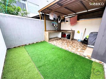 EN VENTA HERMOSA CASA EN PARQUES DE LA GALICIA / VALLE DE LOS CHILLOS