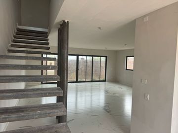 Casa en Venta en Altozano Residencial para estrenar