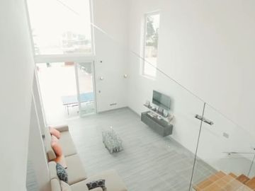 Hermosa Casa con Vista al Mar en Playa Pacoa