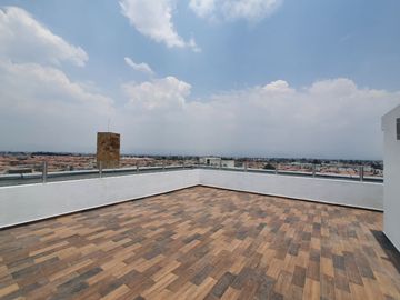 DEPARTAMENTO EN VENTA EN METEPEC EN LLANO GRANDE. PENT-HOUSE, BELLEZZIAN GRAND LIVING, PRECIO DE OPORTUNIDAD.