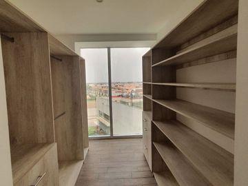 DEPARTAMENTO EN VENTA EN METEPEC EN LLANO GRANDE. PENT-HOUSE, BELLEZZIAN GRAND LIVING, PRECIO DE OPORTUNIDAD.