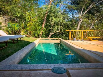 CASA EN VENTA EN SAYULITA.