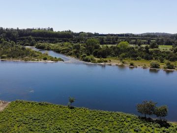 Terreno a orilla de Río Sector Antilhue