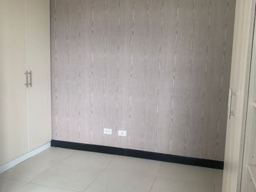 For Sale/Rent: The Residences at Greenbelt San Lorenzo Tower 2-BEDROOM Condominium in Makati City