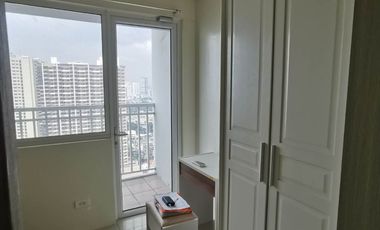 BREEZE33XX: For Sale Fully Furnished 1BR Condo with Balcony at Breeze Residences Pasay